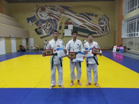Поздравляем Рзаева Гусейина, ученика 9 б класса, со II местом в соревнованиях по дзюдо в зачёт XXIII.