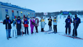 20 января 2024 на стадионе &quot;Юбилейный&quot; прошли лыжные гонки среди школ города на призы газеты &quot;Пионерская правда&quot;..